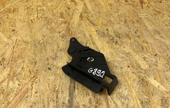 Polestar 2 Radiator mount bracket 32212398