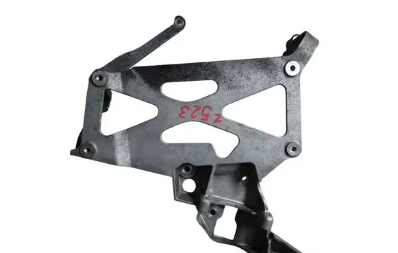 Jeep Wrangler Engine mounting bracket 68299299AC
