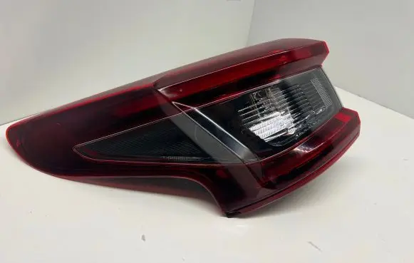 Nissan Qashqai Rear/tail lights 26555HP00A 26555HV00A