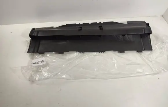 Porsche Cayenne (9Y0 9Y3) Air intake duct part 9Y0121673