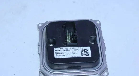 Renault Captur II LED ballast control module 260556623R A2C90665803