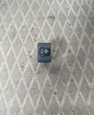 Toyota RAV 4 (XA30) Headlight level height control switch 134159