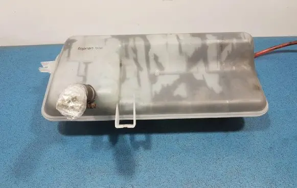 Fiat Ducato Coolant expansion tank/reservoir 723157