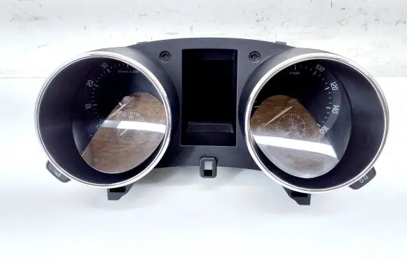 Skoda Yeti (5L) Speedometer (instrument cluster) 5L0920900G