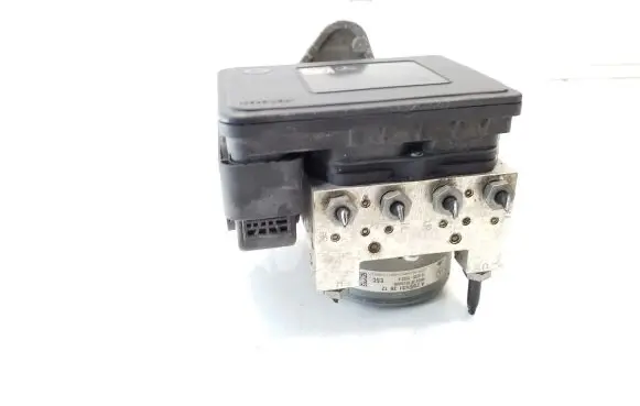 Mercedes-Benz C W205 ABS Pump A2054313612 A2059012800