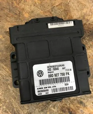 Audi Q7 4L Gearbox control unit/module 09D927750FK