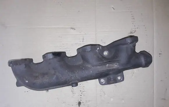 BMW 1 E81 E87 Exhaust manifold 14341710AT 14341710 781018203
