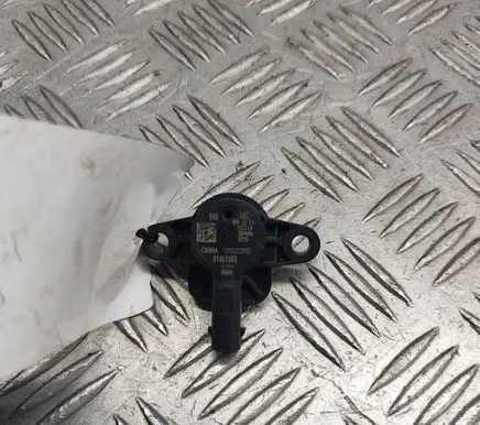 Volvo XC40 Airbag deployment crash/impact sensor 31451503 0203200118