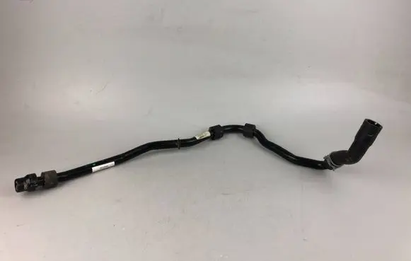 Skoda Superb B8 (3V) Engine coolant pipe/hose 5Q0820507P 5Q2820525 5Q2820525AB