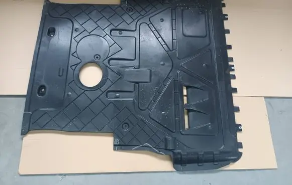 Volkswagen Crafter Engine splash shield/under tray 7C0825453C 7C0825453D 7LE825453B