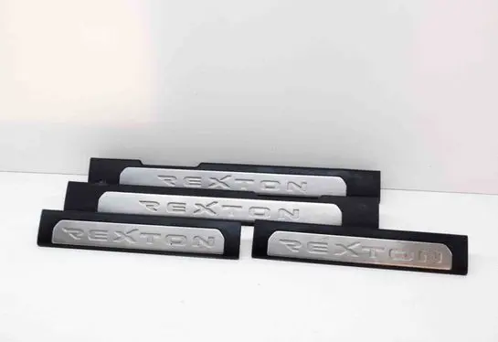 SsangYong Rexton I sill trim set (inner) 7729008010 7729508010