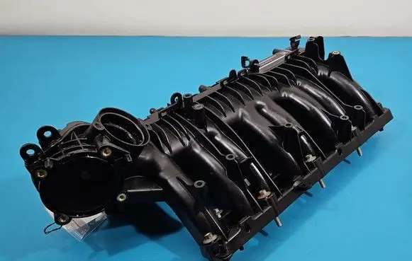 Jaguar XE Intake manifold G4D318N968AA IMPRK1546718