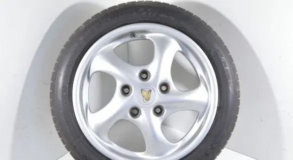 Porsche 911 996 R17 alloy rim 99636212400