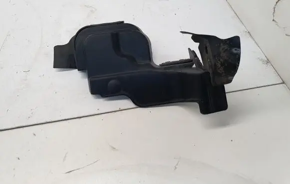 Toyota Auris E180 Other engine bay part 5382602041