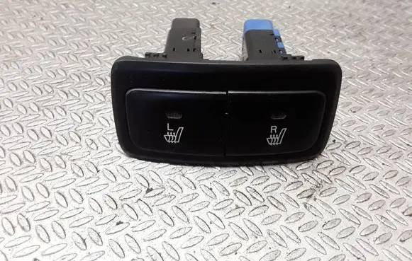 KIA Sportage Seat heating switch 