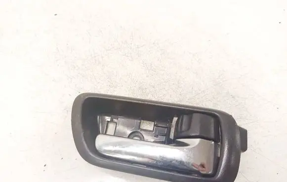 Toyota Corolla Verso AR10 Rear door interior handle 692050F010