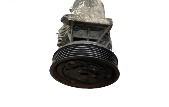 Nissan Juke I F15 Air conditioning (A/C) compressor (pump) 926003VC6B M217M061313