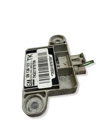 Opel Vectra B Airbag deployment crash/impact sensor 09136123 TKS0197870N