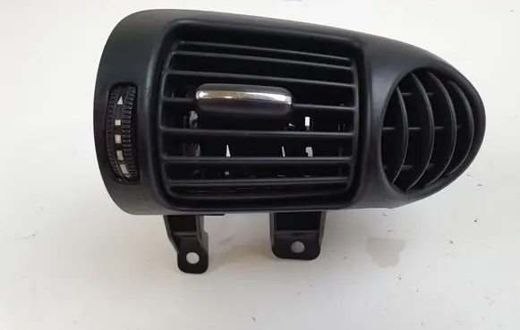 Mercedes-Benz C W203 Dashboard side air vent grill/cover trim A2038300654