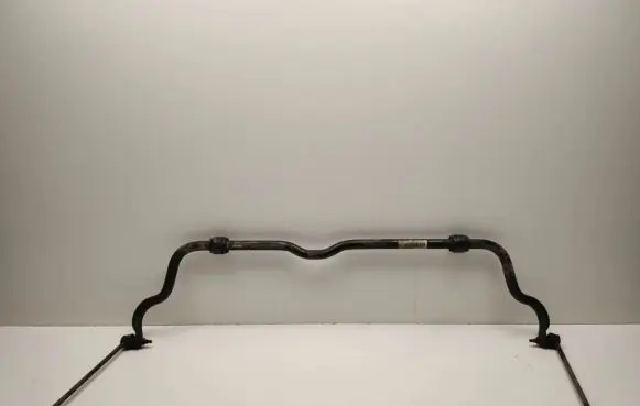Mercedes-Benz A W176 Front anti-roll bar/sway bar A2463203411