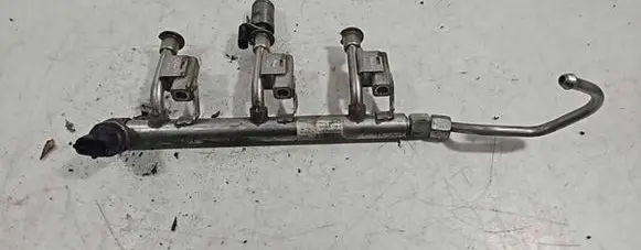 Ford Focus Fuel main line pipe CM5G9H487HB 0900064239