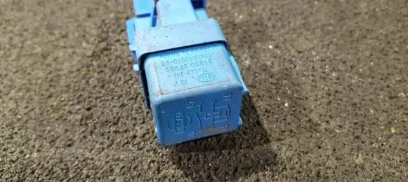 Nissan Primera Other relay 252309f900