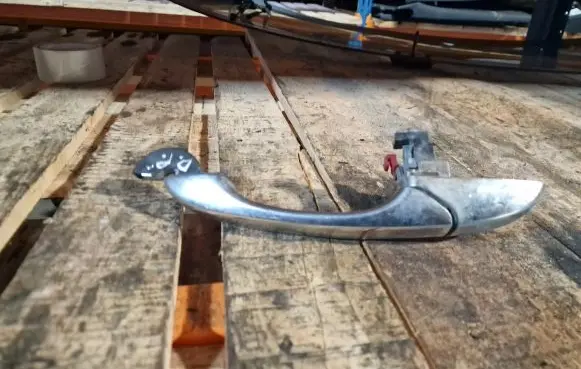 Chrysler 300 - 300C Front door exterior handle