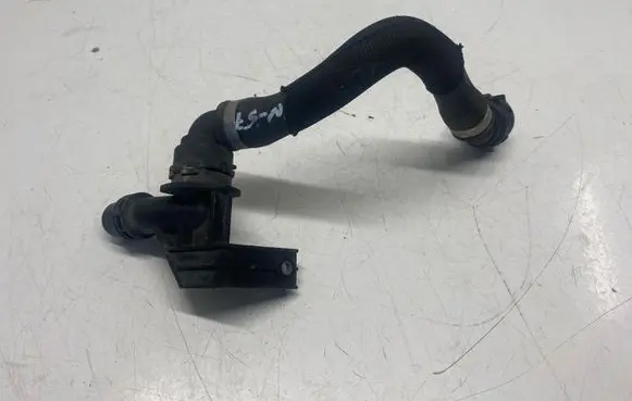 BMW X5 E70 Engine coolant pipe/hose 7557185