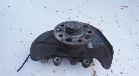Mercedes-Benz E W212 Front wheel hub