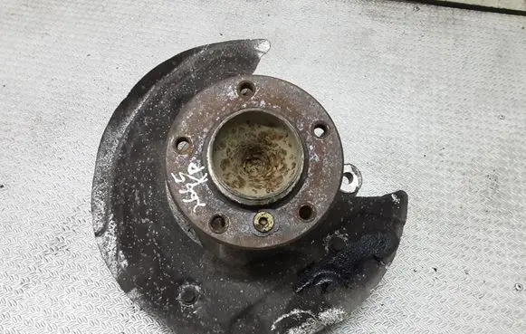 BMW 1 E81 E87 Front wheel hub spindle knuckle