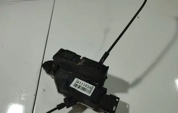 Citroen C4 I Picasso Front door lock 24087158