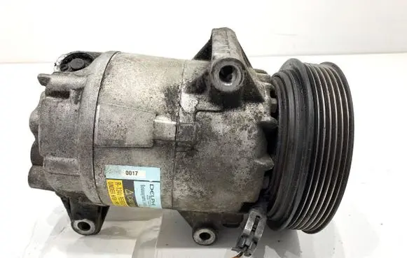 Renault Megane II Air conditioning (A/C) compressor (pump) 8200316164