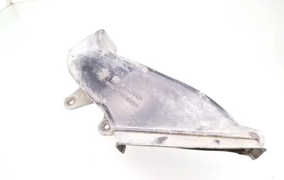 Opel Zafira A Brake cooling air channel/duct 90581479 2532639