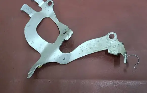 BMW 4 F32 F33 Muffler mount bracket/holder 8648411 18328648411