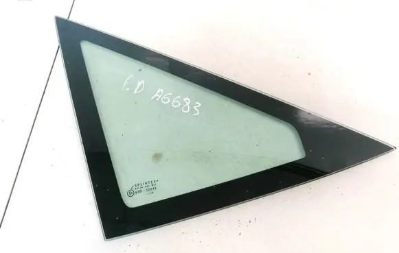 Citroen Evasion Front triangle window/glass 