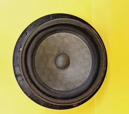 Suzuki Swift I Front door speaker 3910262J00