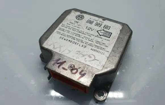 Volkswagen PASSAT B4 Airbag control unit/module 6N0909603 5WK4137