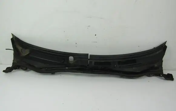 Mazda 6 Wiper trim GJE8507R1