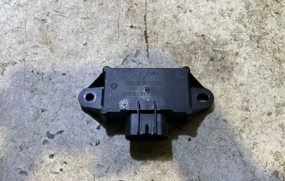 Chrysler Pacifica Fuel injection pump control unit/module 68434538AA 9347420020 68434598AA