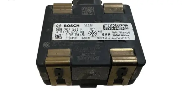 Volkswagen Touran III Distronic sensor radar 5QA907561A 0203300600 3Q0907572B