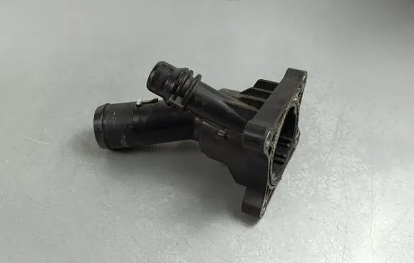 Volvo V40 Cross country Thermostat/thermostat housing 31474857