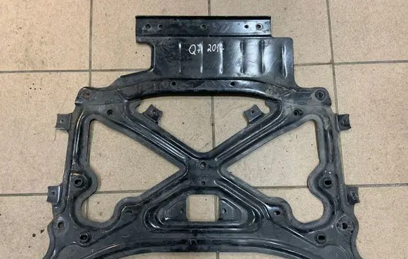 Audi Q7 4M Gearbox bottom protection 4M1399345C