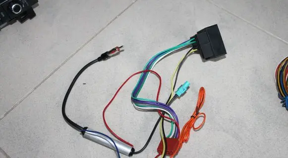 Opel Zafira B Sound system wiring loom CD30 ISOEURO