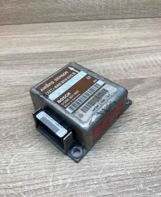 Audi A4 S4 B5 8D Airbag control unit/module 8A0959655B 0285001037