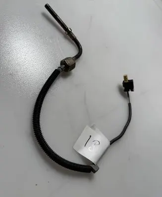 Mercedes-Benz E W212 Exhaust gas temperature sensor A0009055205