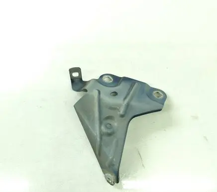 BMW X2 F39 Fender mounting bracket 7431005