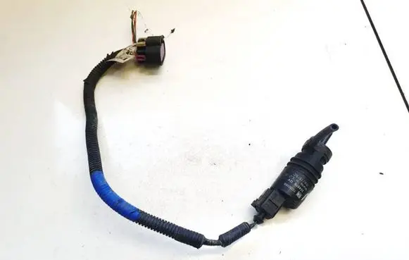 Chevrolet Captiva Windscreen/windshield washer pump 13250356 3240115