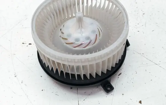 Chrysler Pacifica Heater fan/blower LB580002 16475642