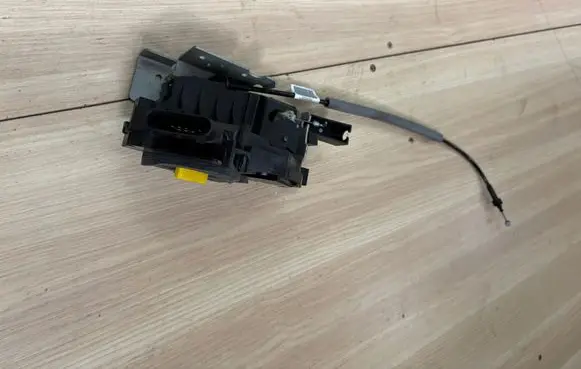 Ford Transit VII Rear door lock BK31V43288CJ