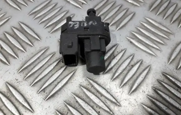 Ford Focus Brake pedal sensor switch 93BB13480BC 93BB-13480-BC